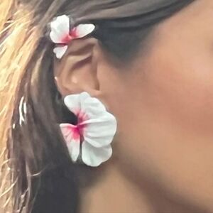 Zara, Enameled Flower Ear Cuff.